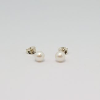Stg/silver 5.5mml White Stud Earring_0