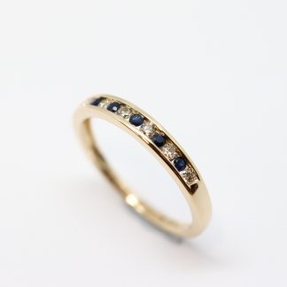 9ct Sapphire & Diamond Ring_0