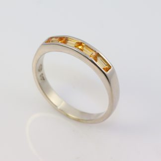 9ct White Gold Yellow Sapphire Ring_0