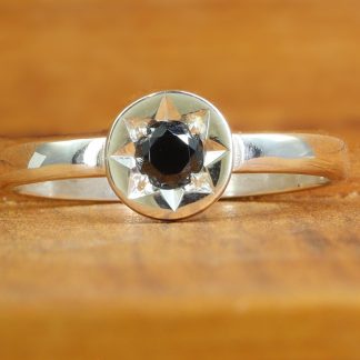 Stg Disc Ring With Star Set Black CZ_0