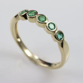 9ct Emerald Dress Ring_0