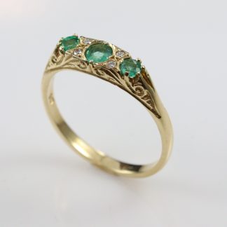 9ct Emerald & Diamond Ring_0
