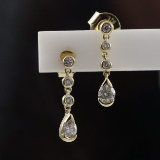9ct Diamond Earrings_0