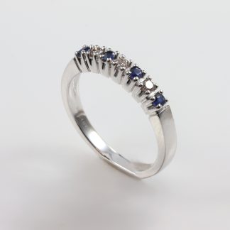 9ct Sapphire & Diamond Ring_0