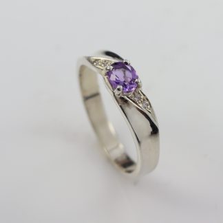 Stg/silver Amethyst Ring_0