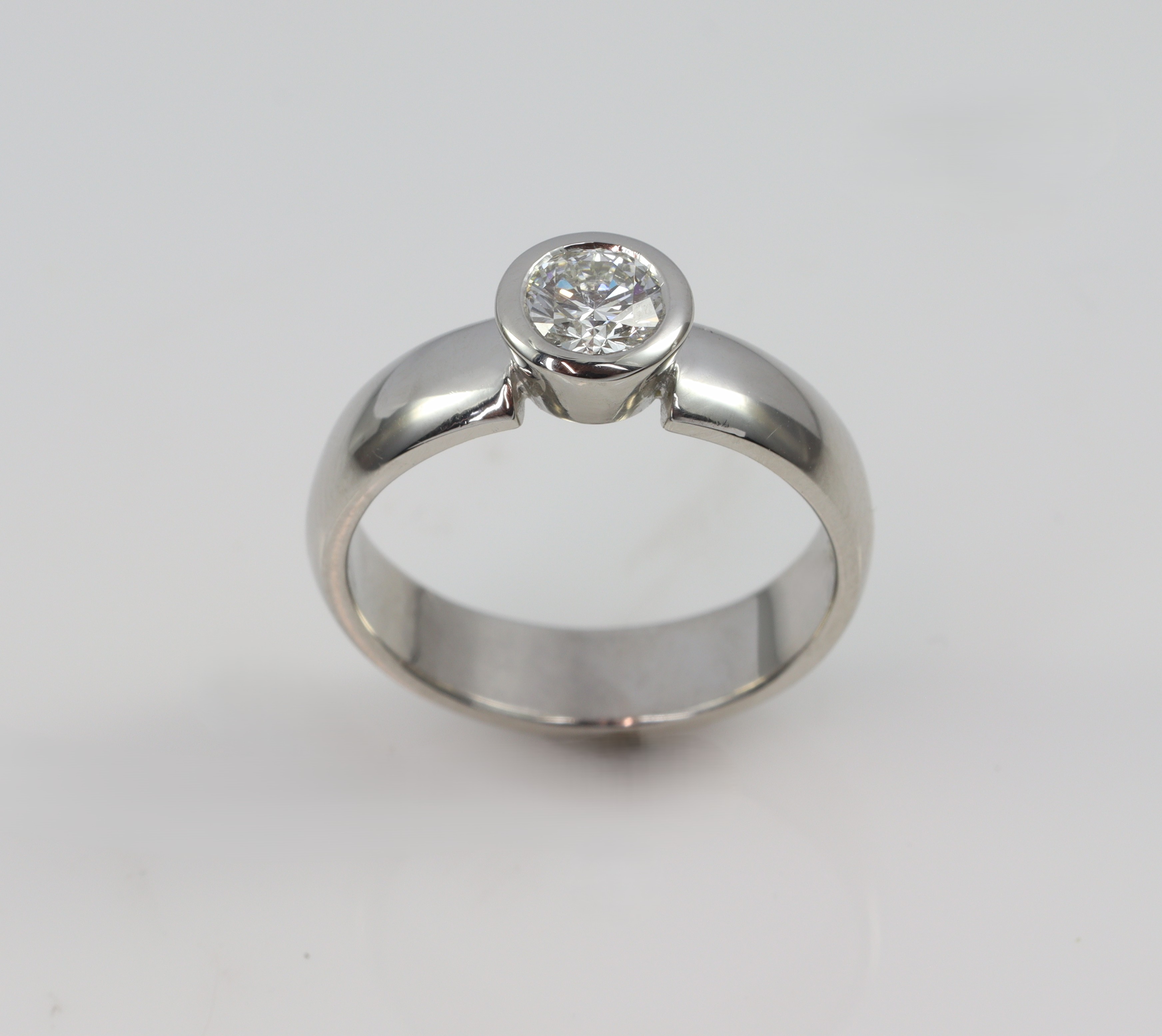 Platinum 0.50ct Rub Set Ring_0