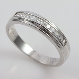 9ct White Gold Diamond Ring_0