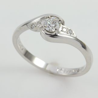 9ct White Gold Diamond Ring_0