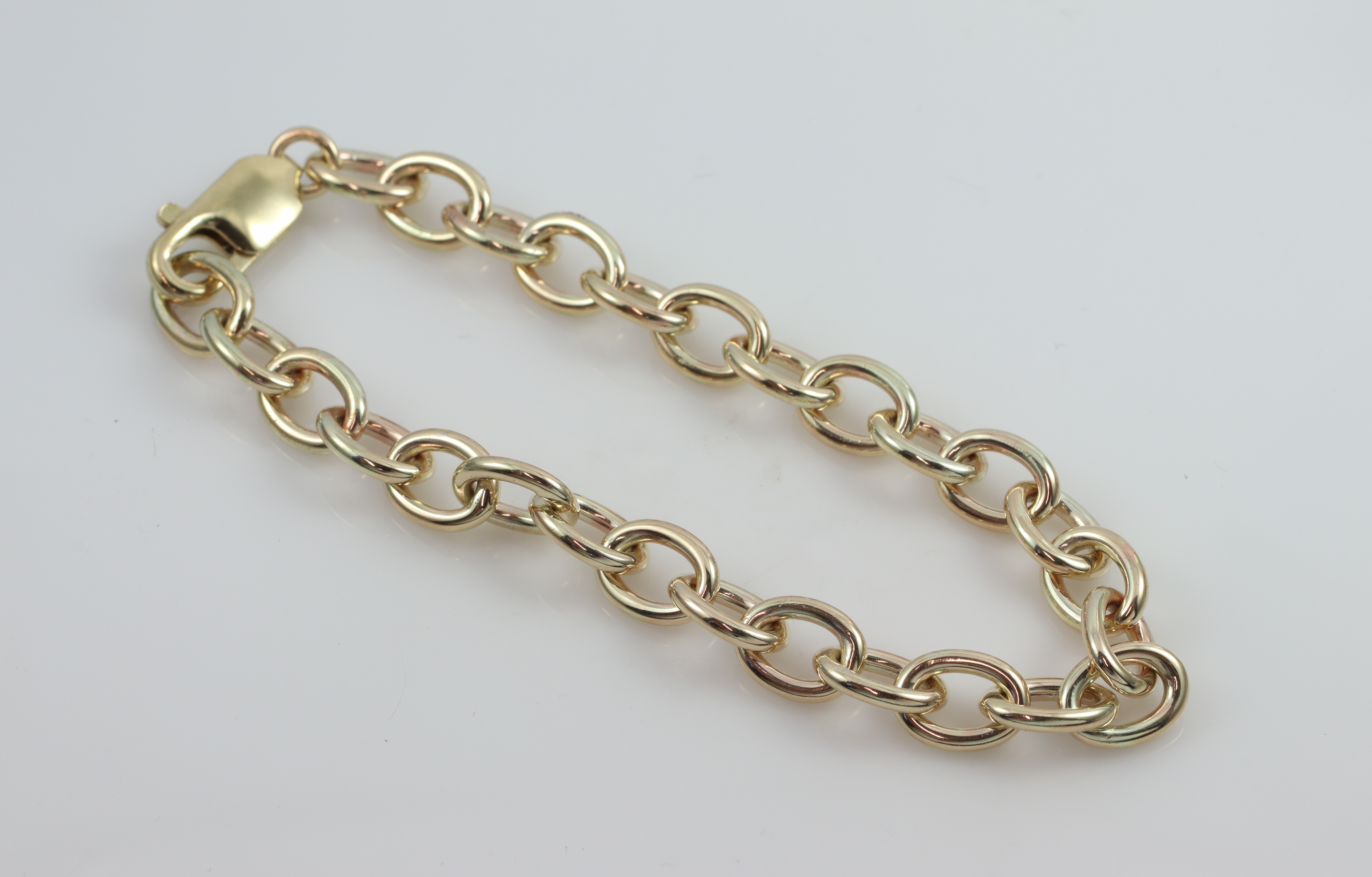 9ct Yellow Gold Oval Link Bracelet_0