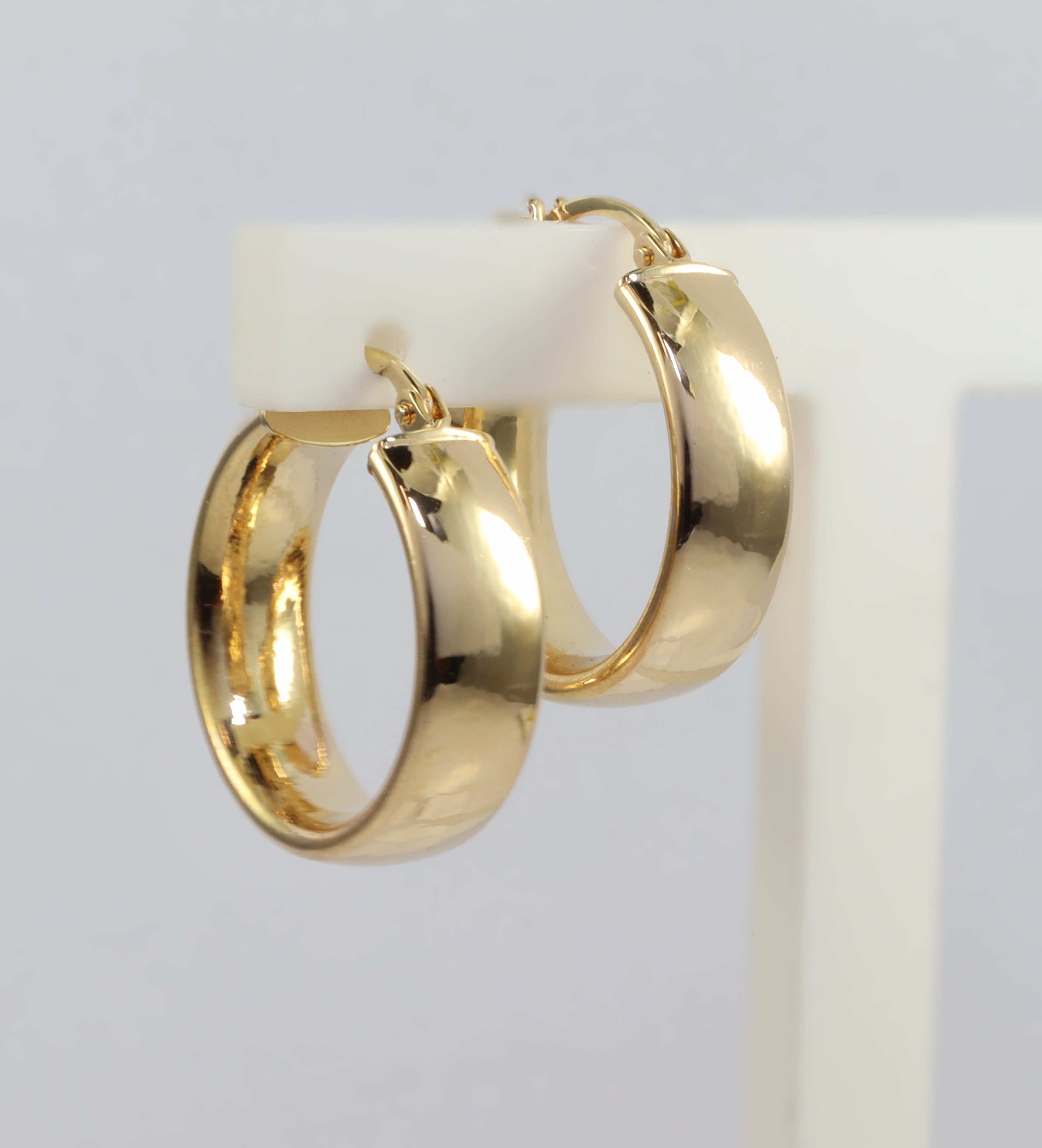 9ct Yellow Gold Hoop Earrings_0