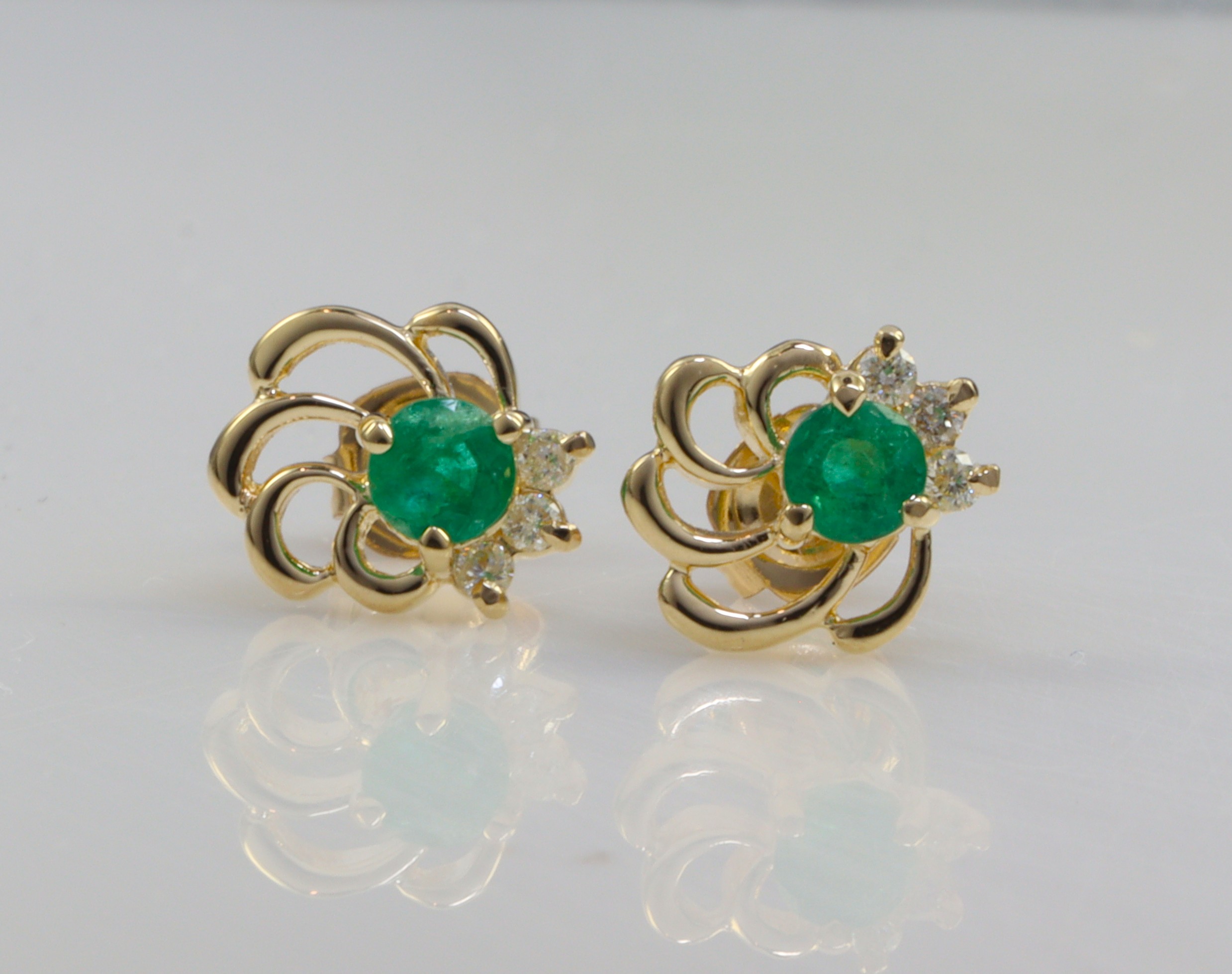 9ct Gold, Emerald & Diamond Stud Earrings_0