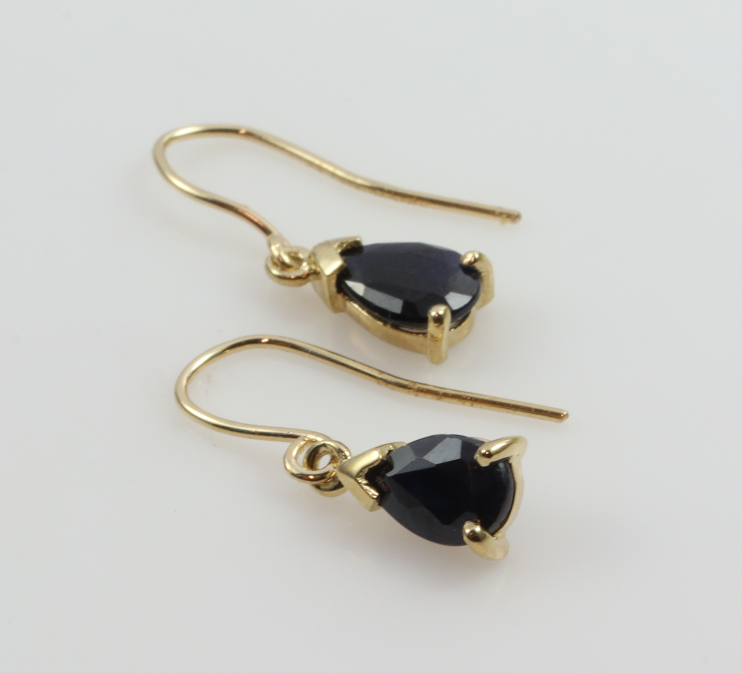 9ct Gold Sapphire Earrings_0