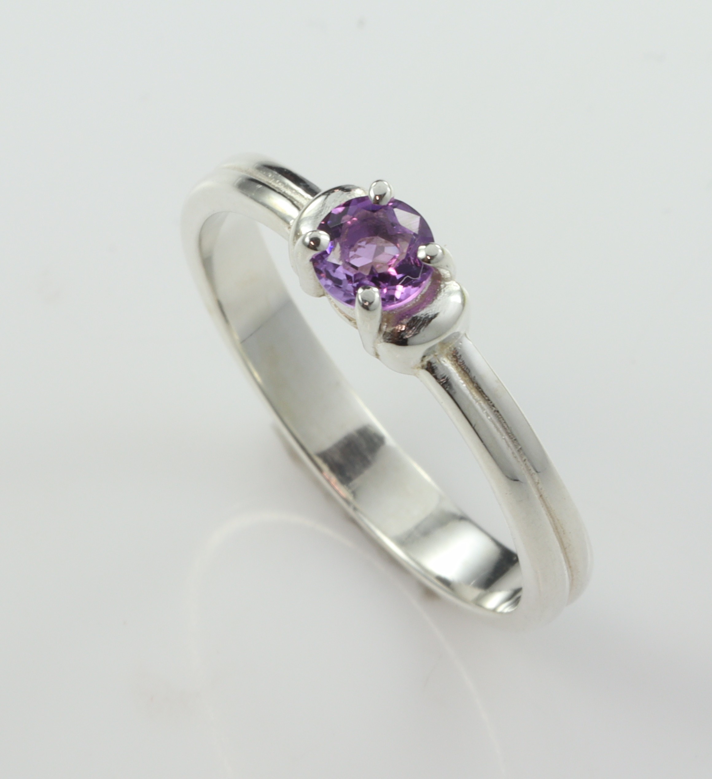 Stg/silver Amethyst Ring_0