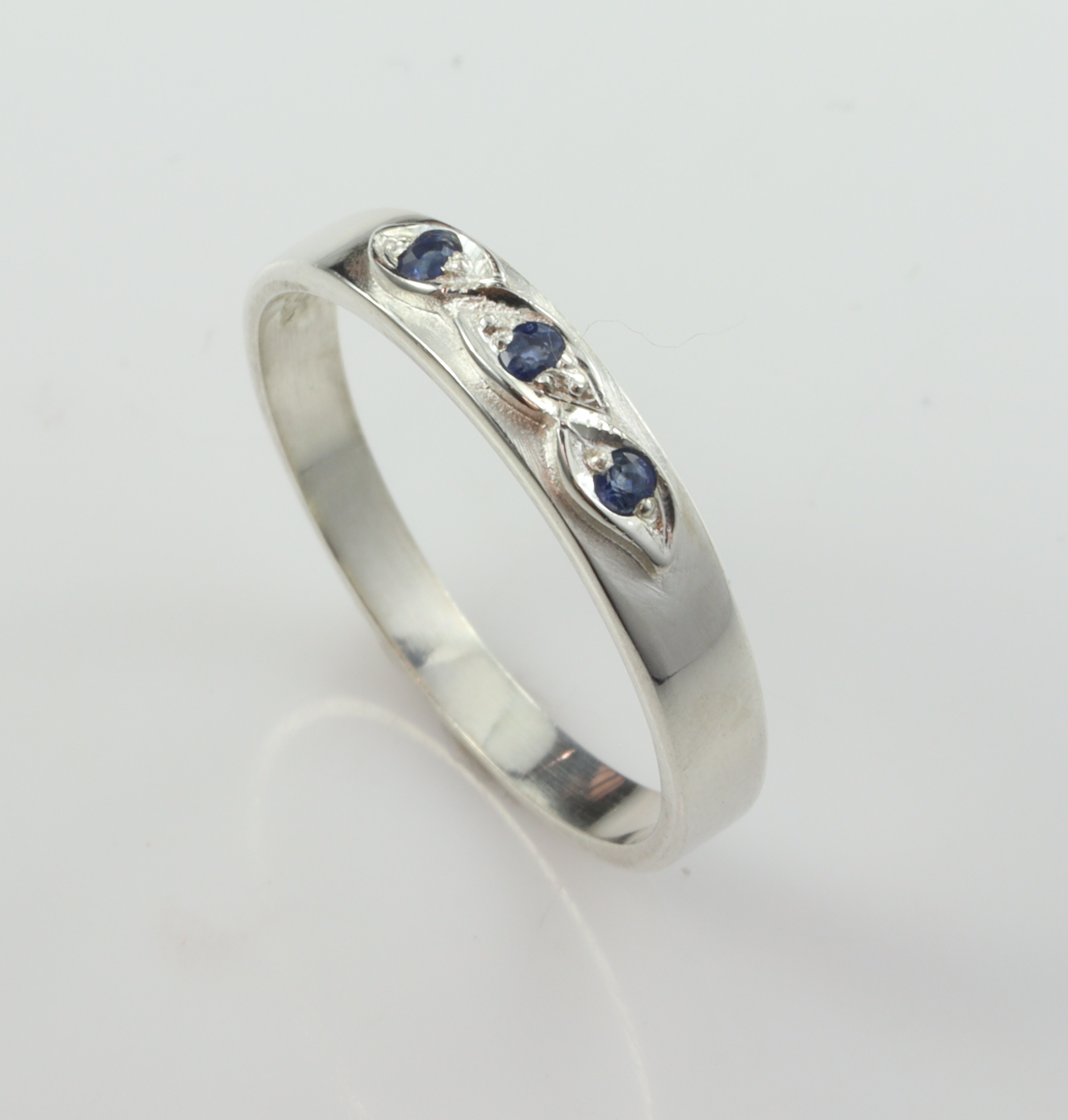 Stg/silver Sapphire Ring_0