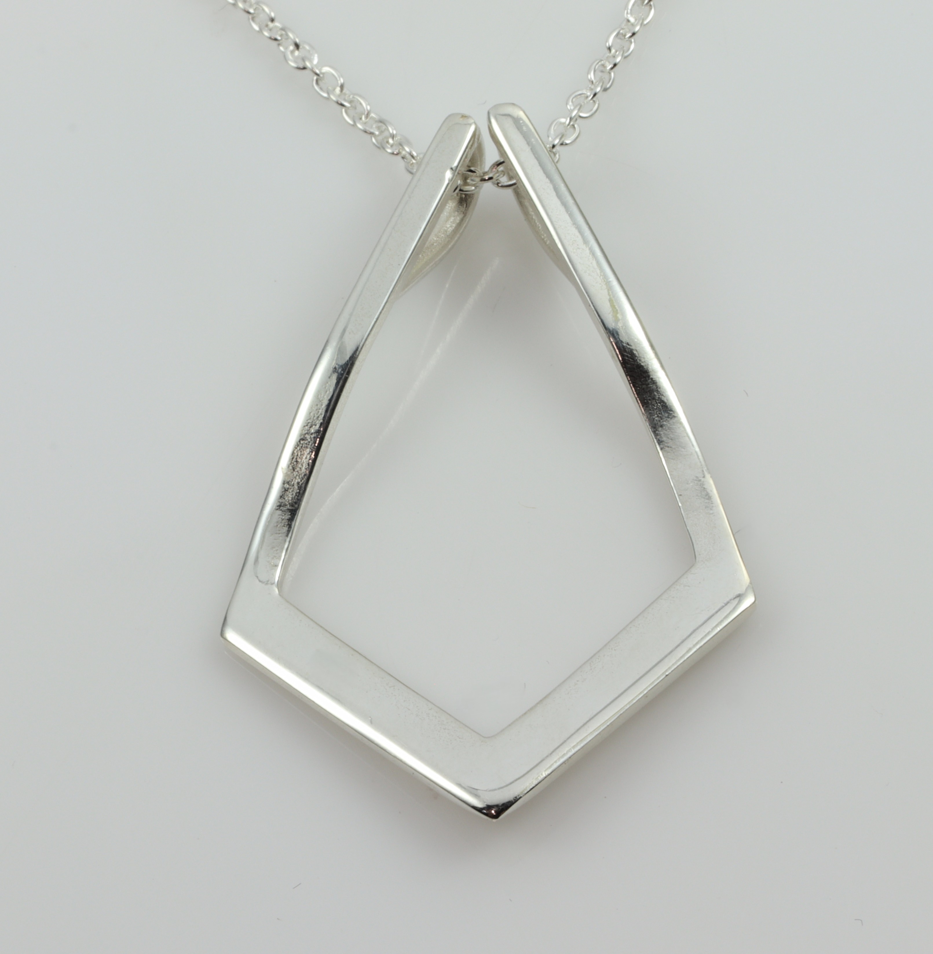 Stg Kite Shape Ring Holder_0